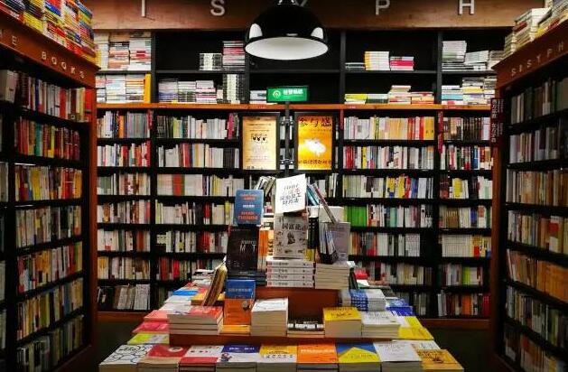 深圳書(shū)店實(shí)體店鋪裝修圖片